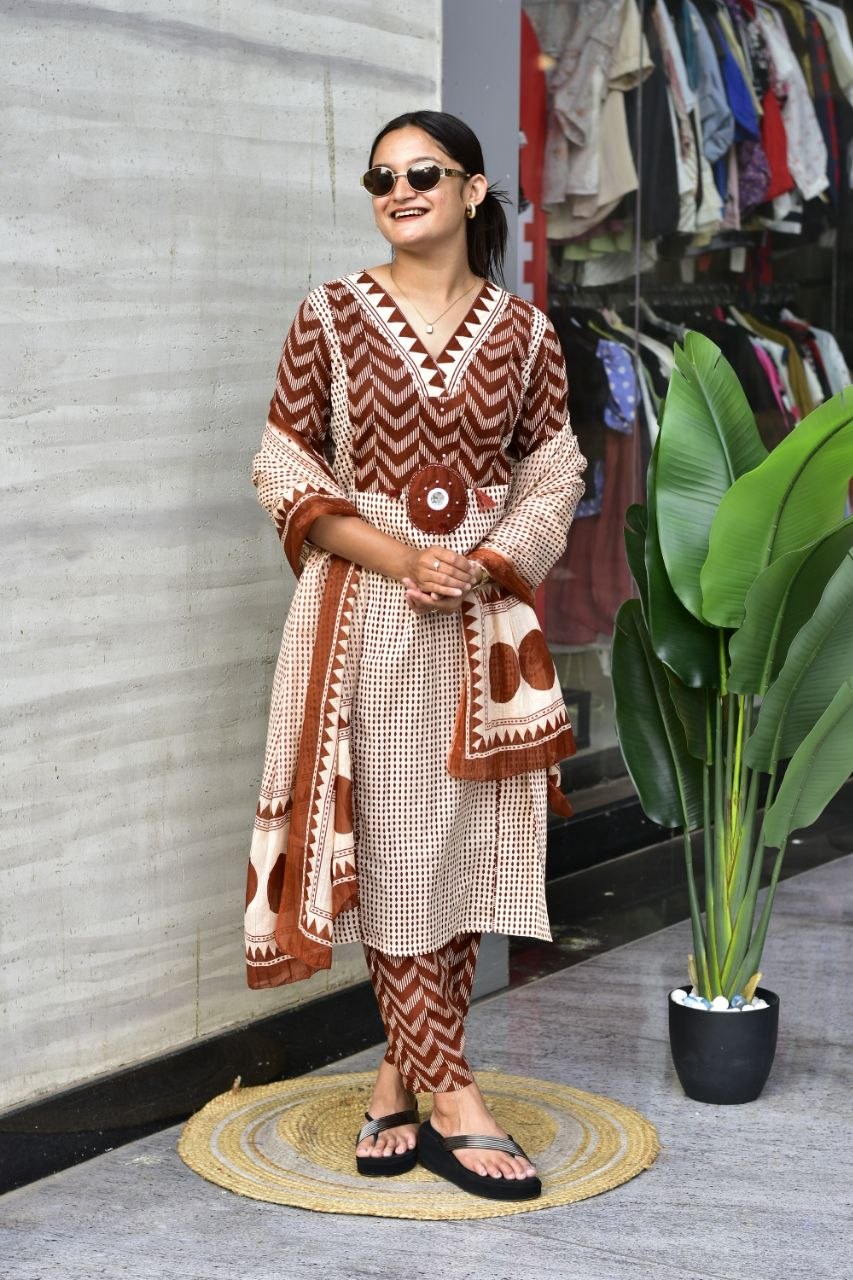 Cotton Zik Zak Kurti Set Women Daily Wear Ethnic Suit